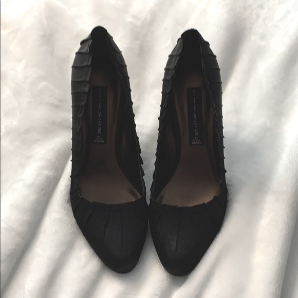 Steve Madden Shoes - Steve Madden Postal Black Heels